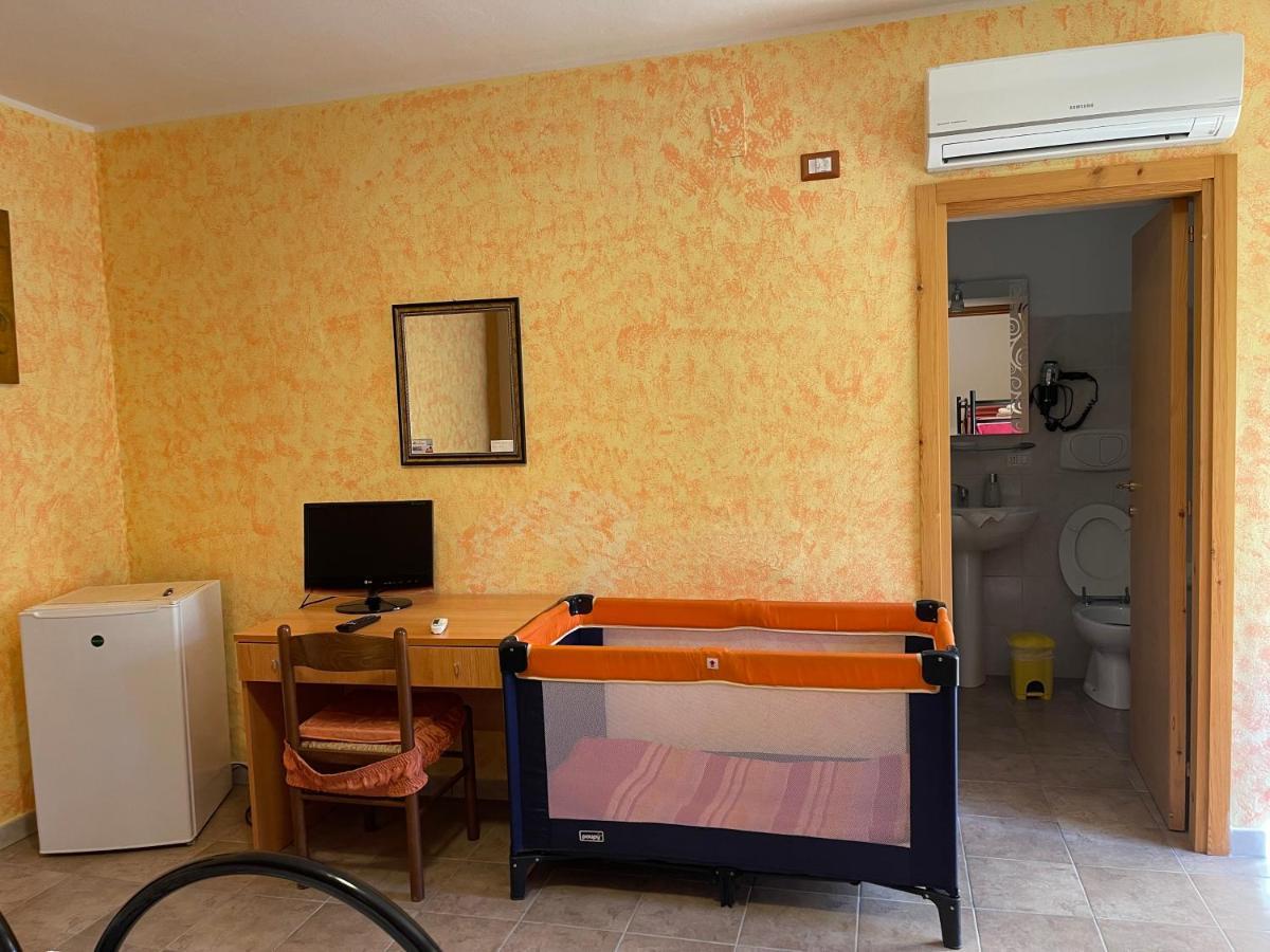 B&B Sterlizia Santa Maria la Palma Exterior photo